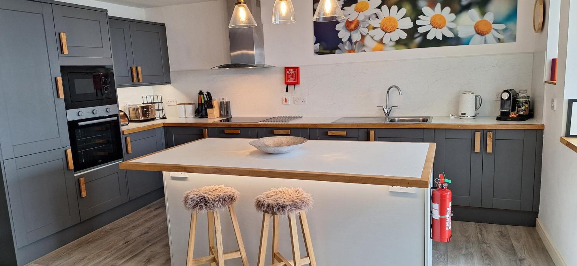 Lochend 4*