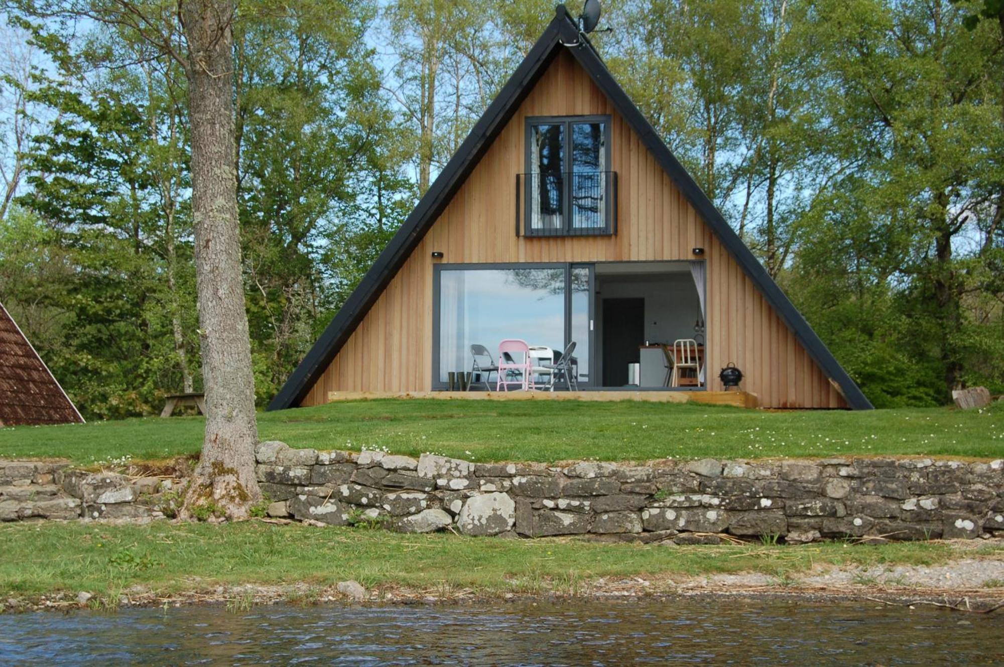 Lochend 4*
